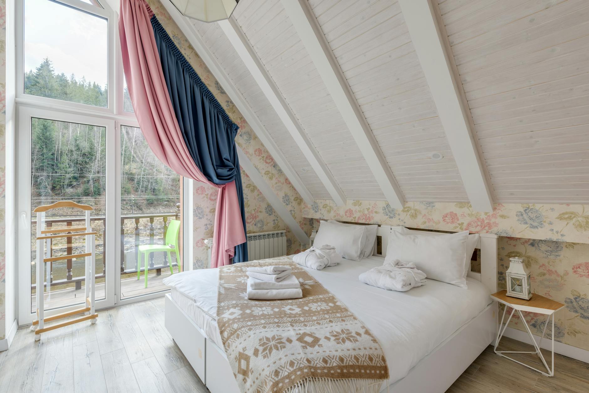 Zirben-Schlafzimmer — Bild 4